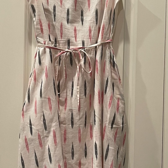 Mata Trader MIDI Dress - Picture 3 of 3